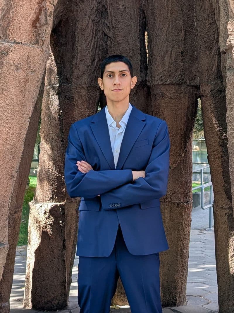 Cristian M. Nova S.